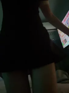 女大学生边幻想被狠狠的操边自慰